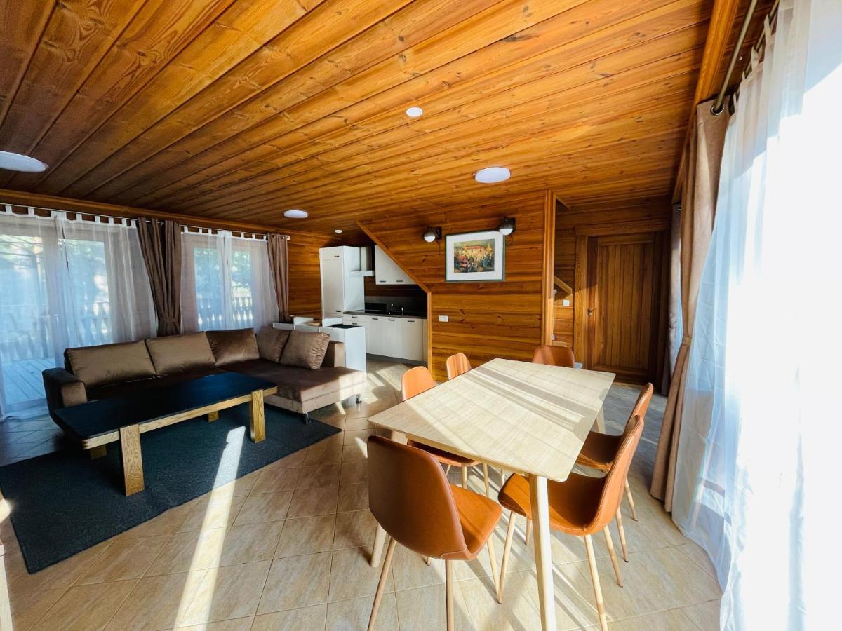 Appartement Salkoni à Pape Extérieur photo