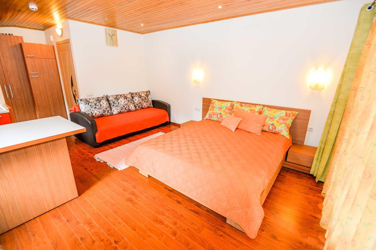 Appartement Salkoni à Pape Extérieur photo